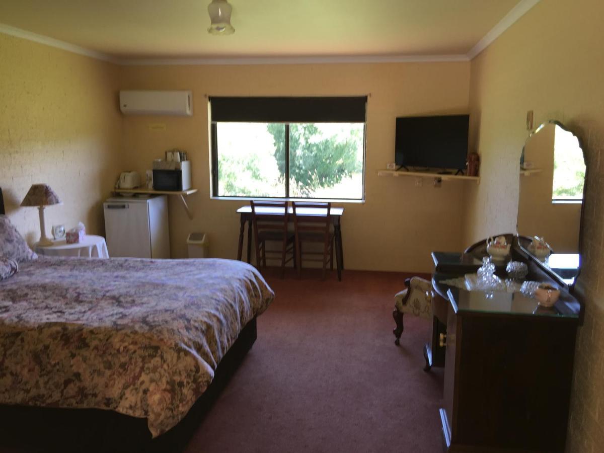 Colonial Inn Guest Rooms Yackandandah Екстериор снимка